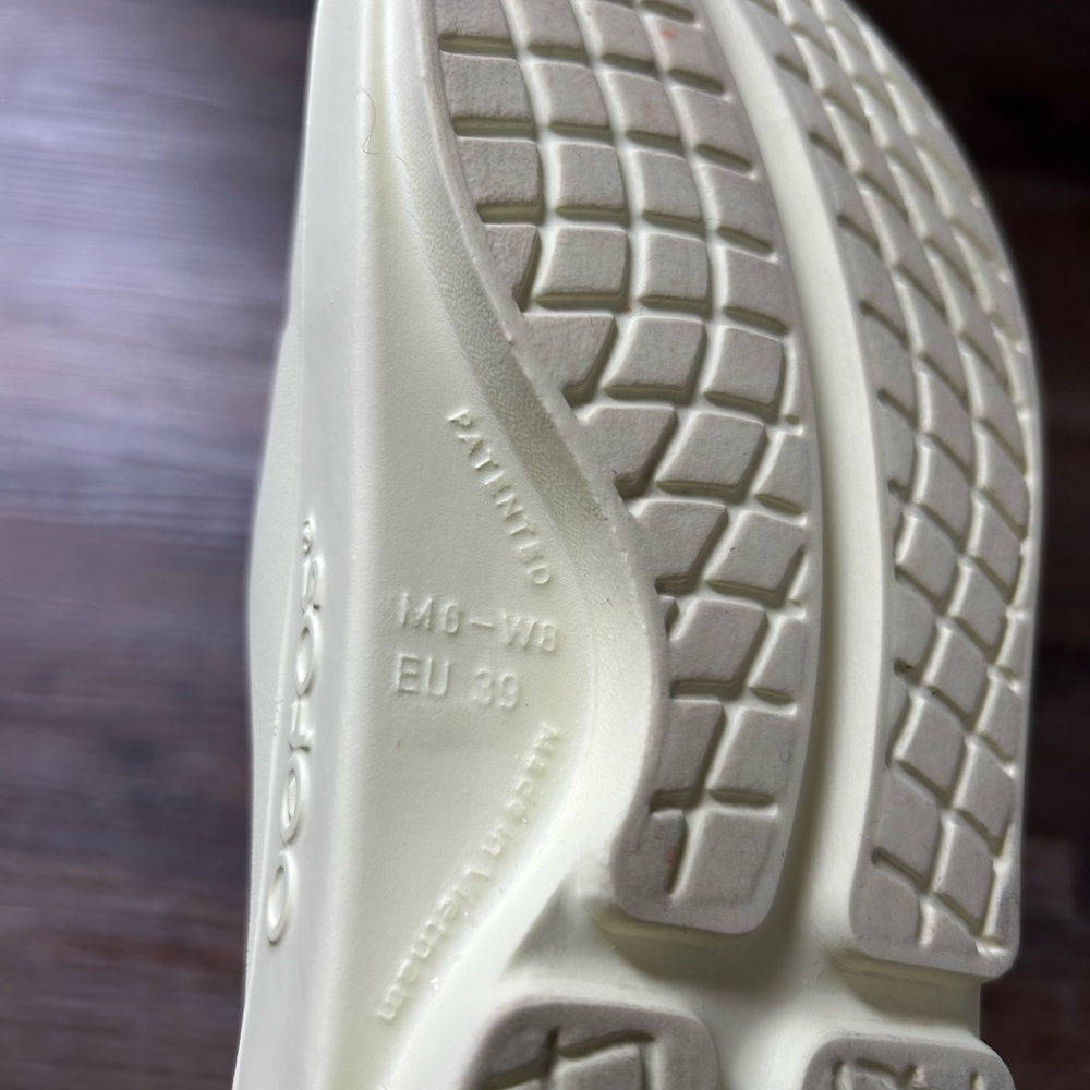 OOFOS Women’s Slide Sandals in Pale Yellow - Picture 13 of 13